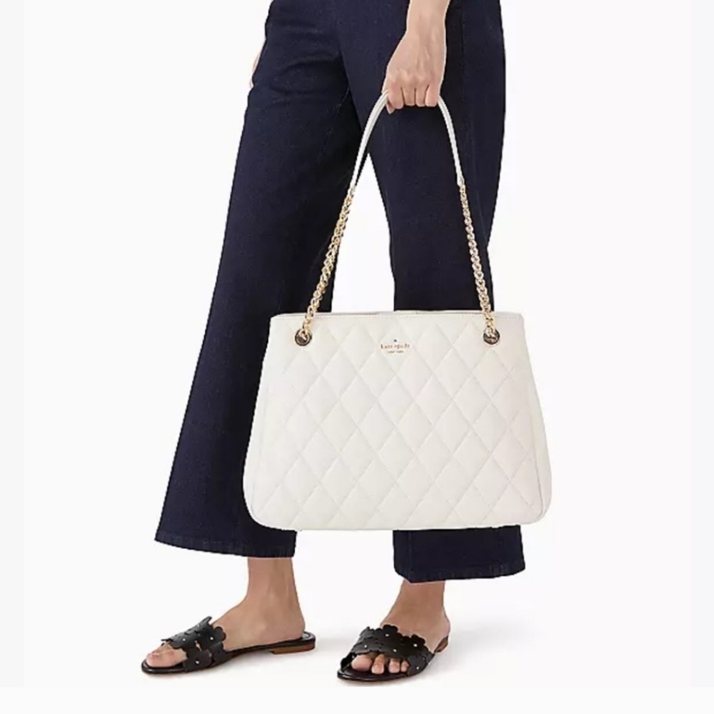 Kate Spade Carrey White Quilted Shoulder Bag With Gold Chain